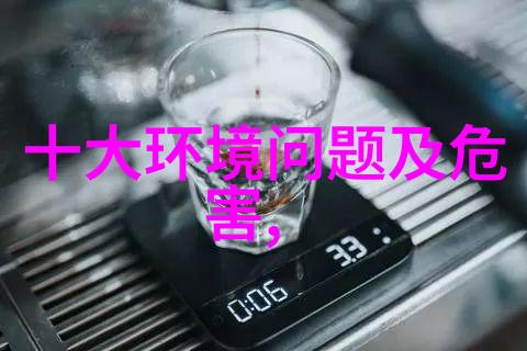 抽屉里的电话一个关于粪池奇遇的荒诞故事